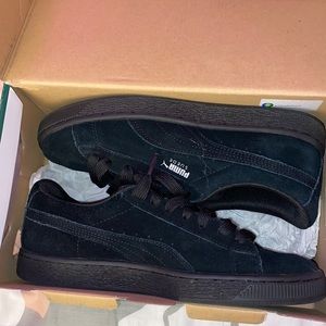 Black Suede Pumas
